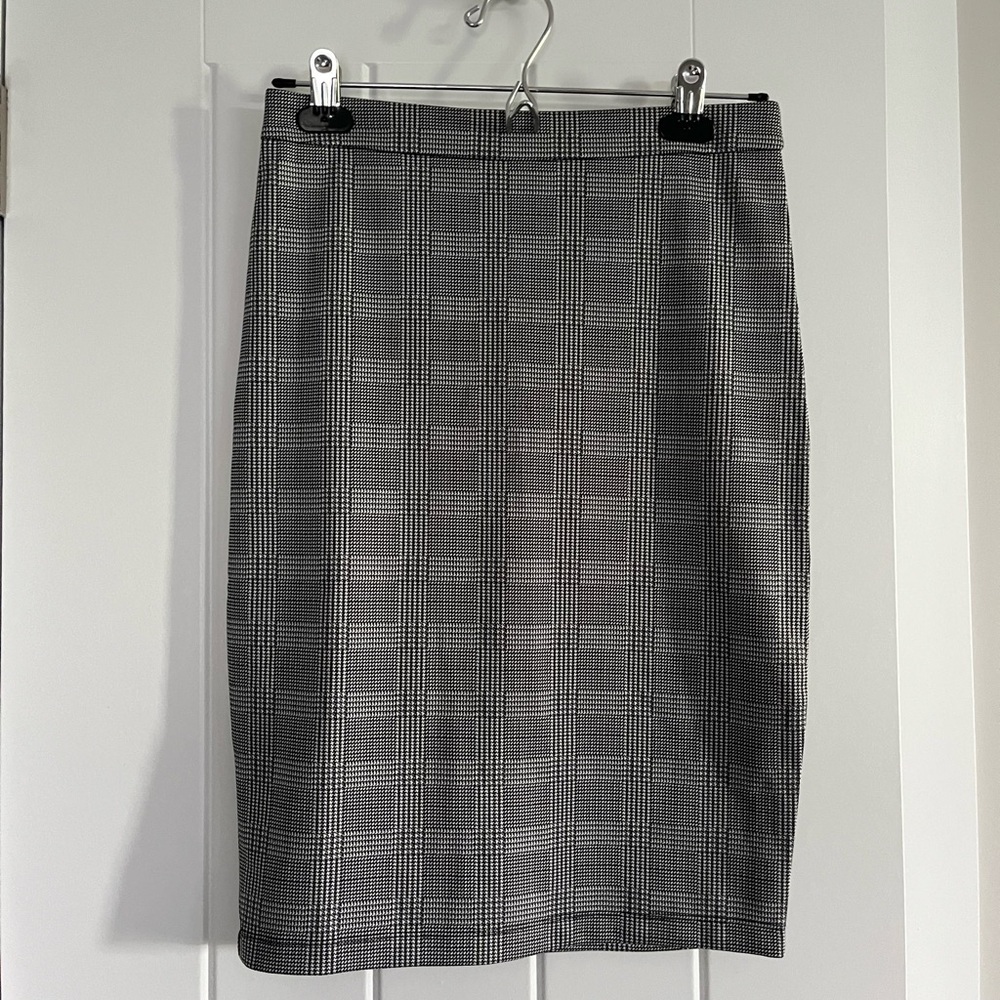NWT Plaid Ally Fashion Skirt! Size 6 US, 10 AU